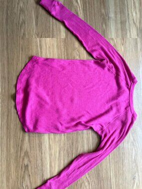 American Eagle Long Sleeve Henley